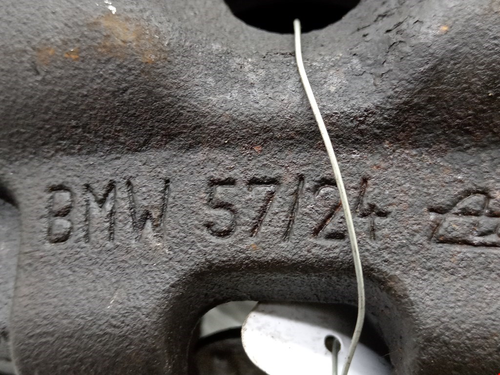 Суппорт передний правый BMW 3er E90/E91 2005-2012