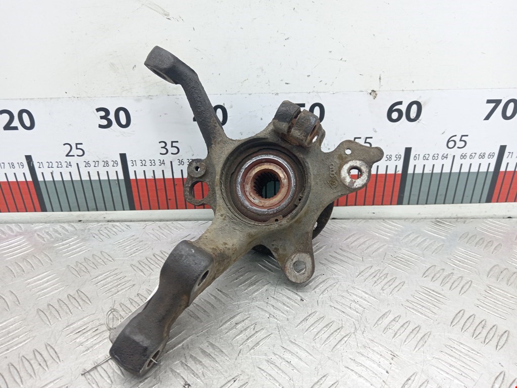 Ступица передняя правая VOLKSWAGEN Golf III 1991-1997