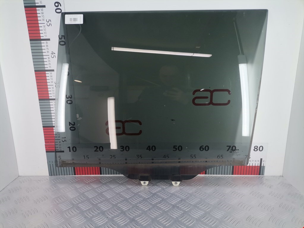 Стекло двери заднее левое HONDA Pilot 2002-2008