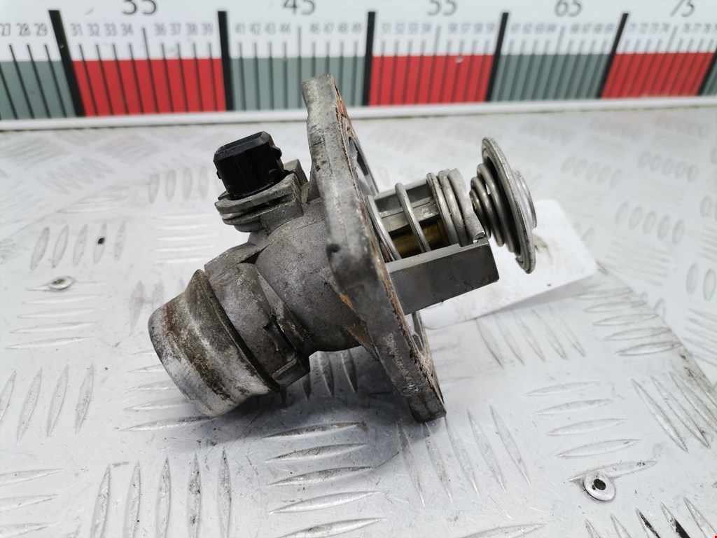 Корпус термостата BMW 5-Series (E39) (1995-2004)