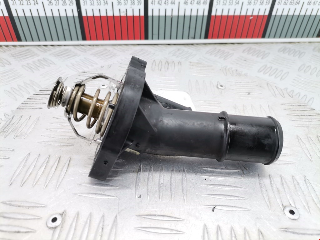 Корпус термостата FORD Focus II 2005-2011