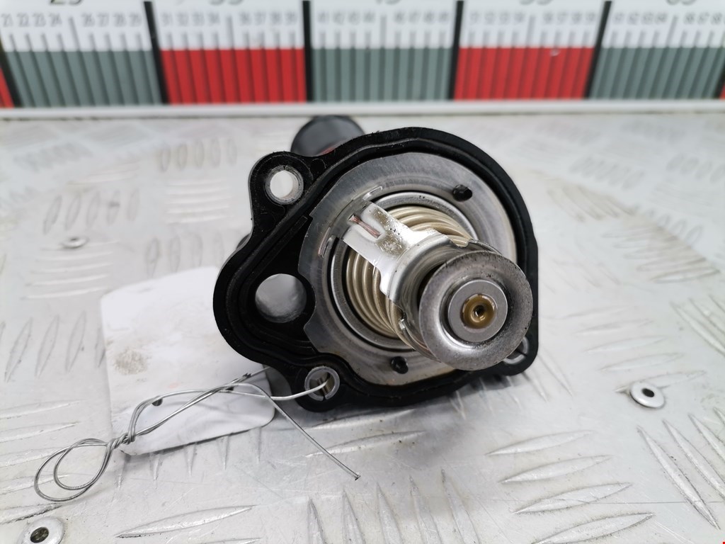 Корпус термостата FORD Focus II 2005-2011