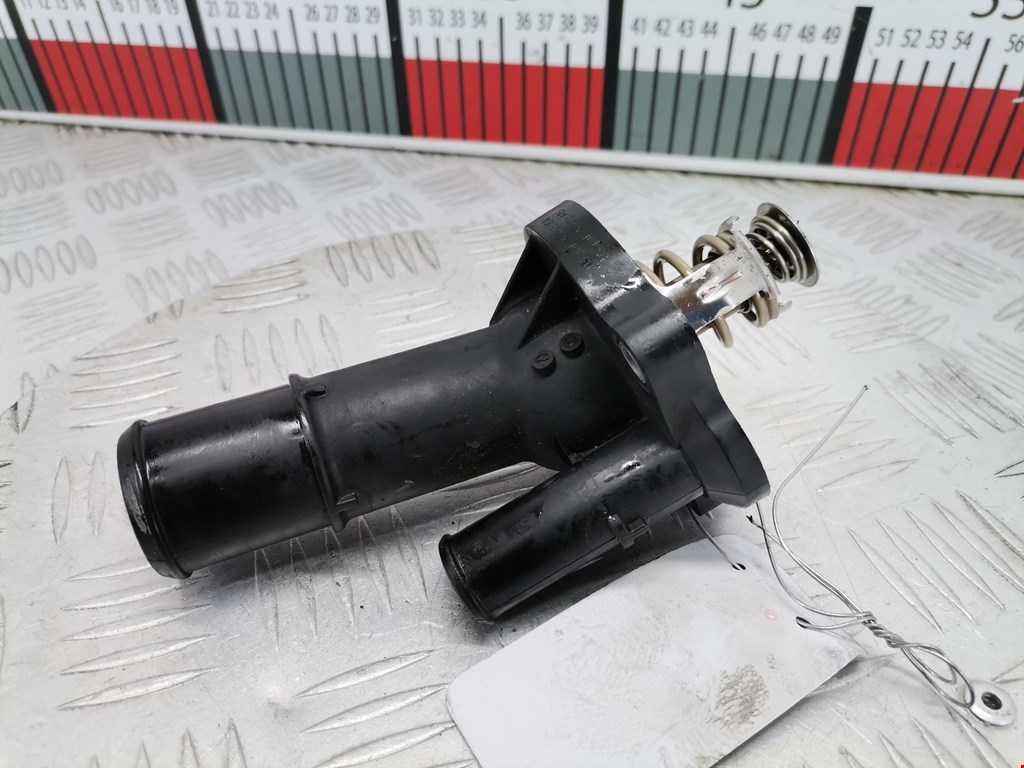 Корпус термостата FORD Focus II 2005-2011