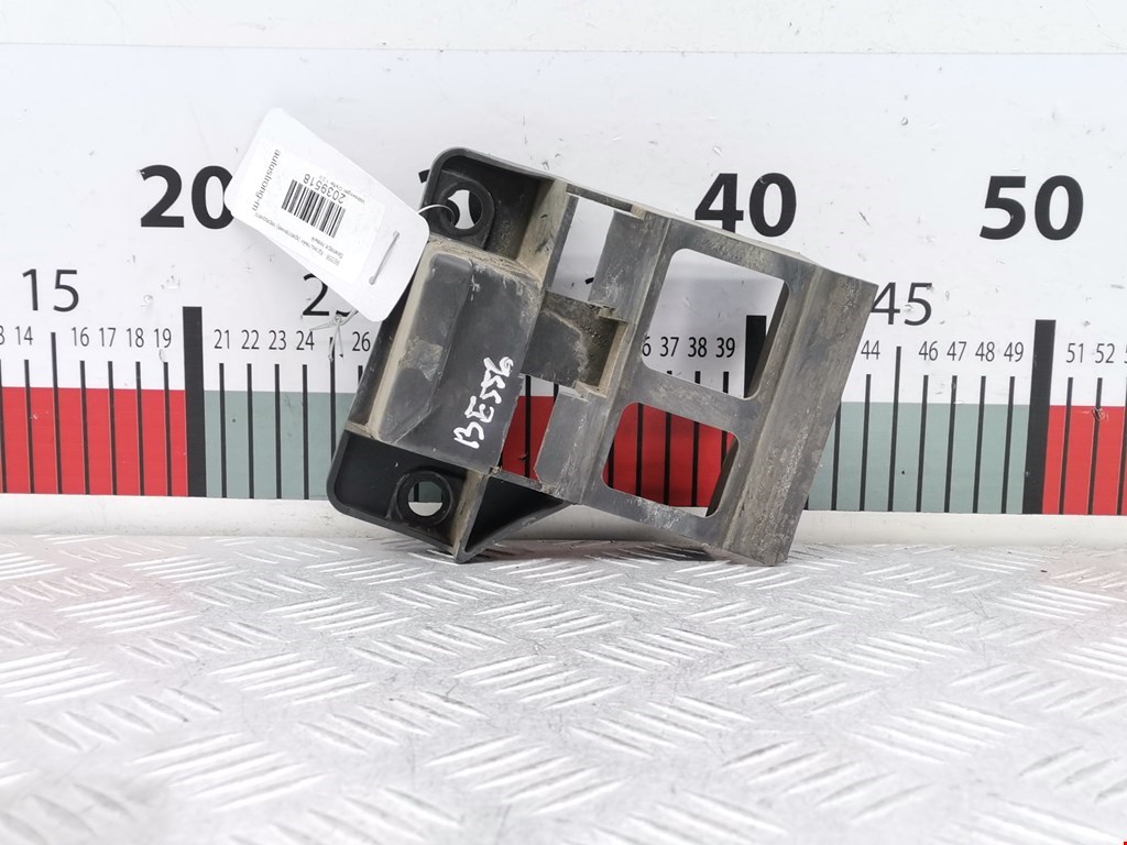 Кронштейн (крепление) переднего бампера левый Volkswagen Crafter 1 (2006-2016)