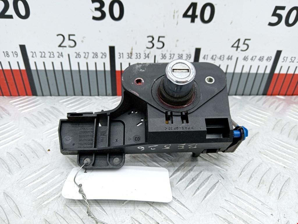 Вставка замка багажника OPEL Meriva A 2003-2010