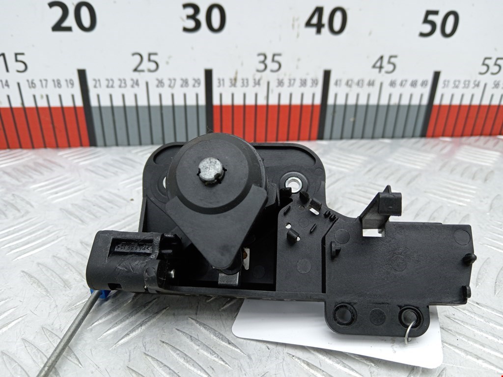 Вставка замка багажника OPEL Meriva A 2003-2010