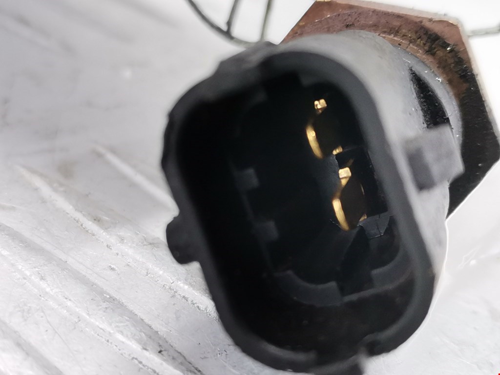 Датчик температуры (охлаждающей жидкости) MASERATI Quattroporte M139 2003-2012