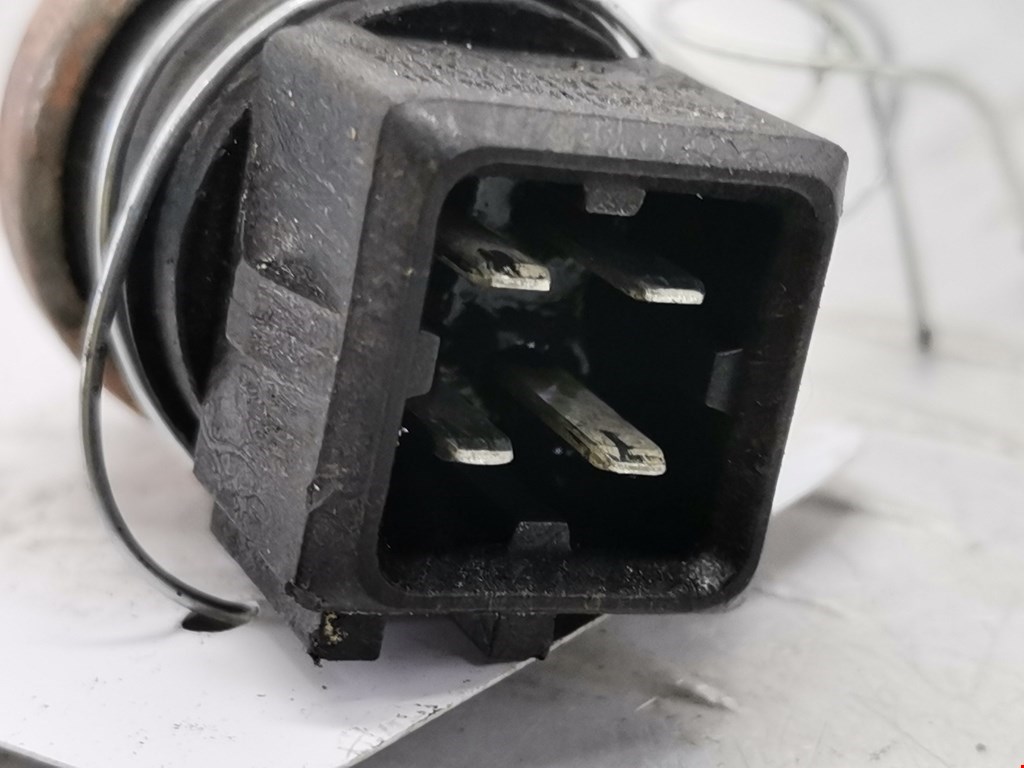 Датчик температуры (охлаждающей жидкости) RENAULT Megane II 2002-2009