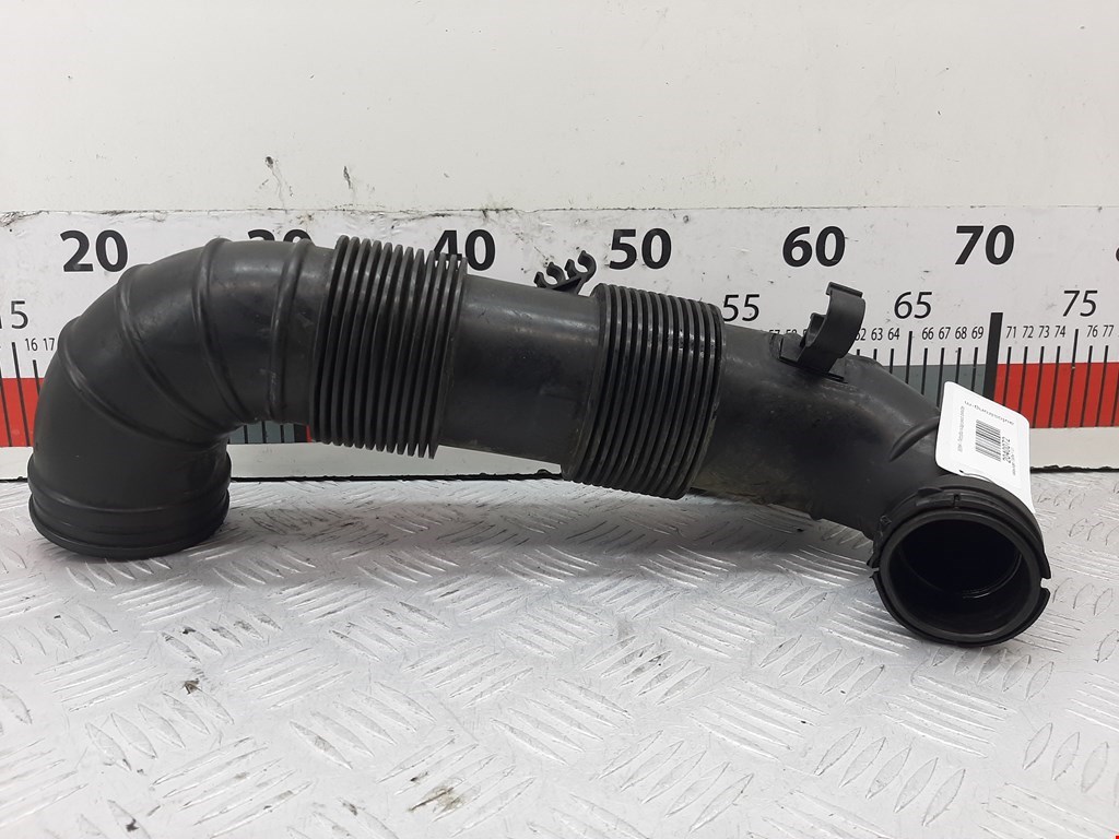 Патрубок воздушного фильтра VOLKSWAGEN Crafter 2006-2016