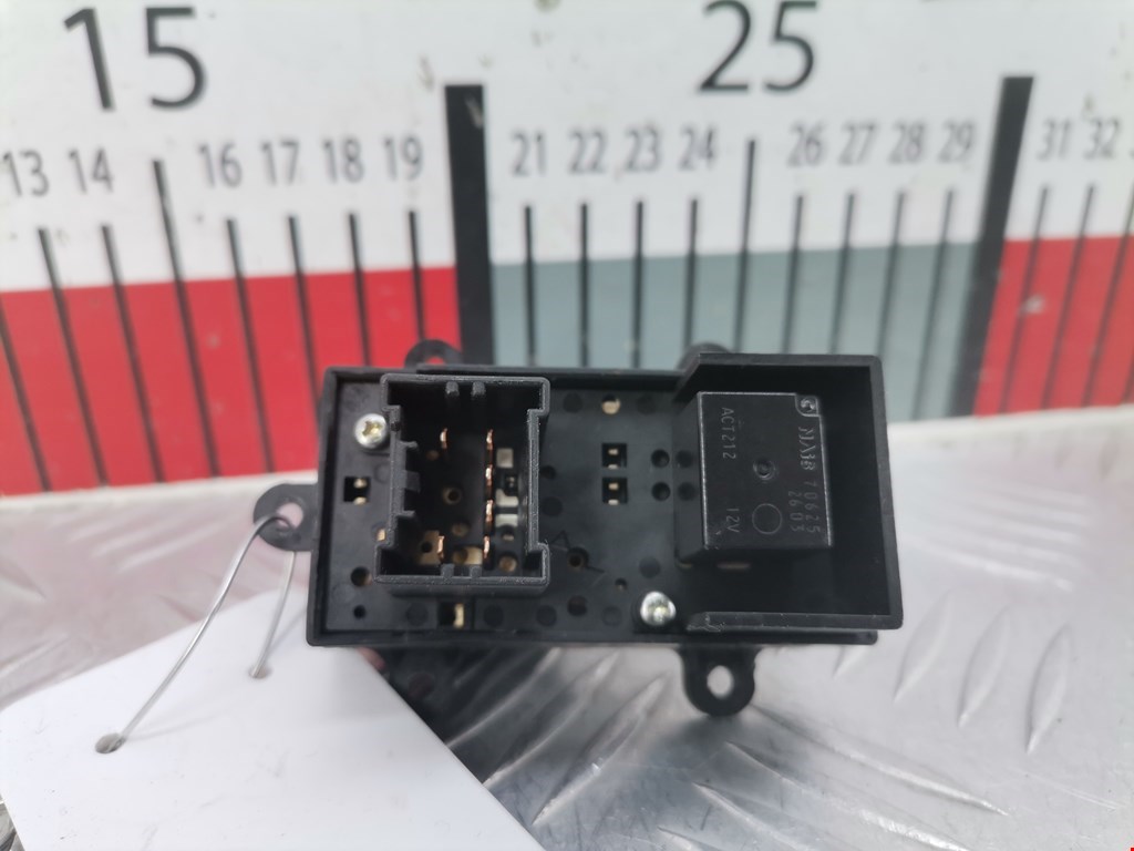 Кнопка стеклоподъемника HONDA Pilot 2002-2008