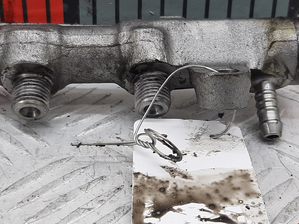 Датчик давления топлива VOLKSWAGEN Crafter 2006-2016