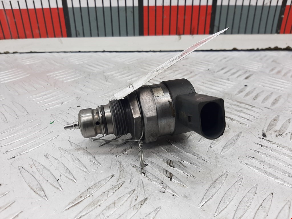 Регулятор давления топлива VOLKSWAGEN Crafter 2006-2016