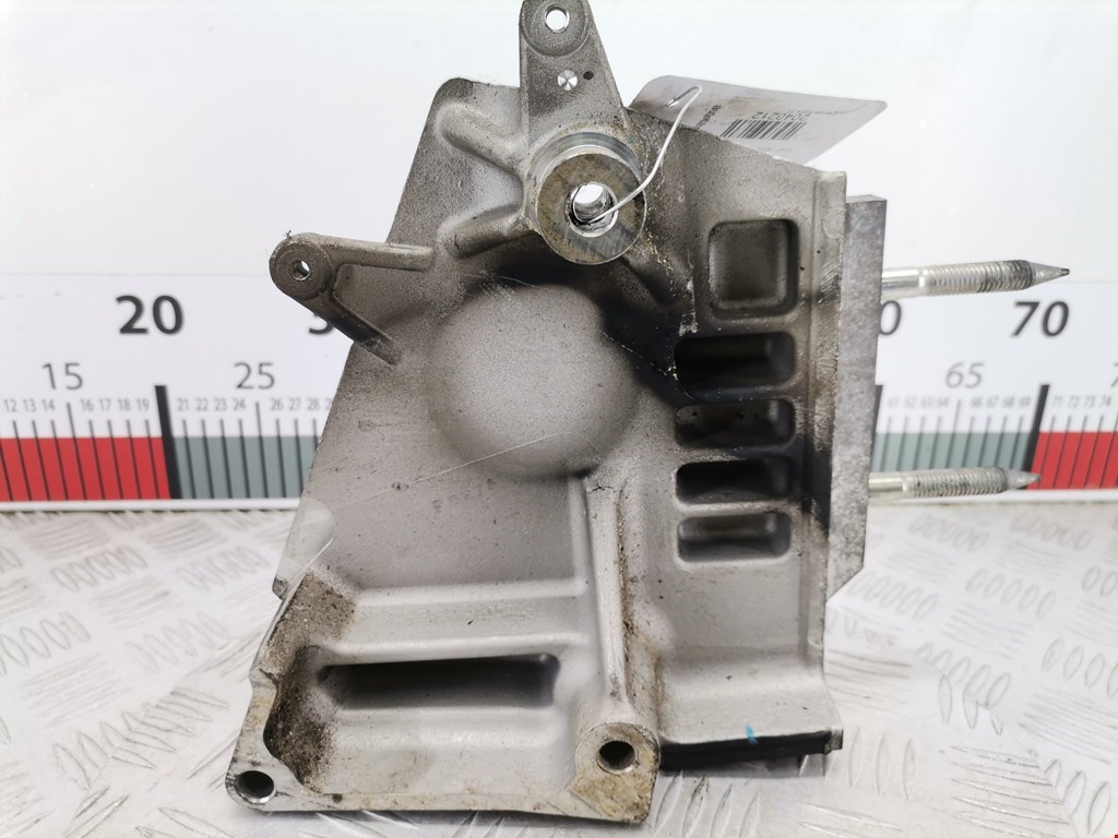 Кронштейн (крепление лапа) двигателя Chevrolet Nubira (2003-2010)