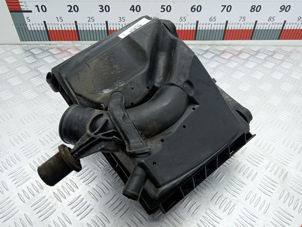 Корпус воздушного фильтра OPEL Combo C 2001-2011