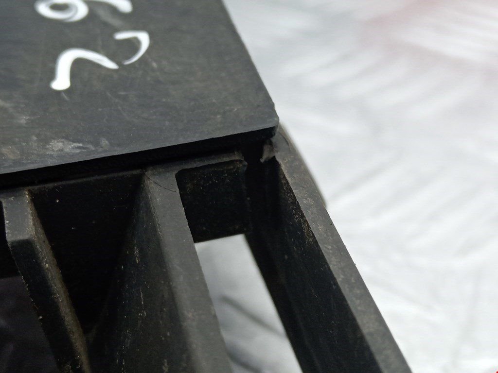 Решетка в бампер OPEL Corsa C 2000-2006