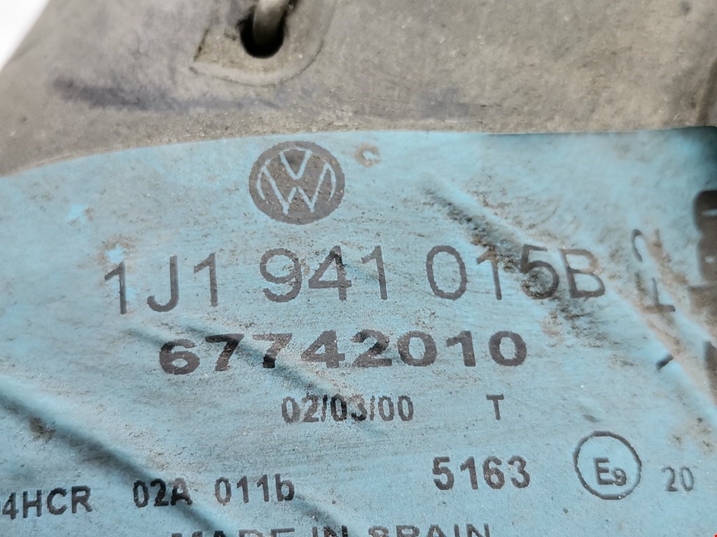 Фара левая VOLKSWAGEN Golf IV 1997-2003