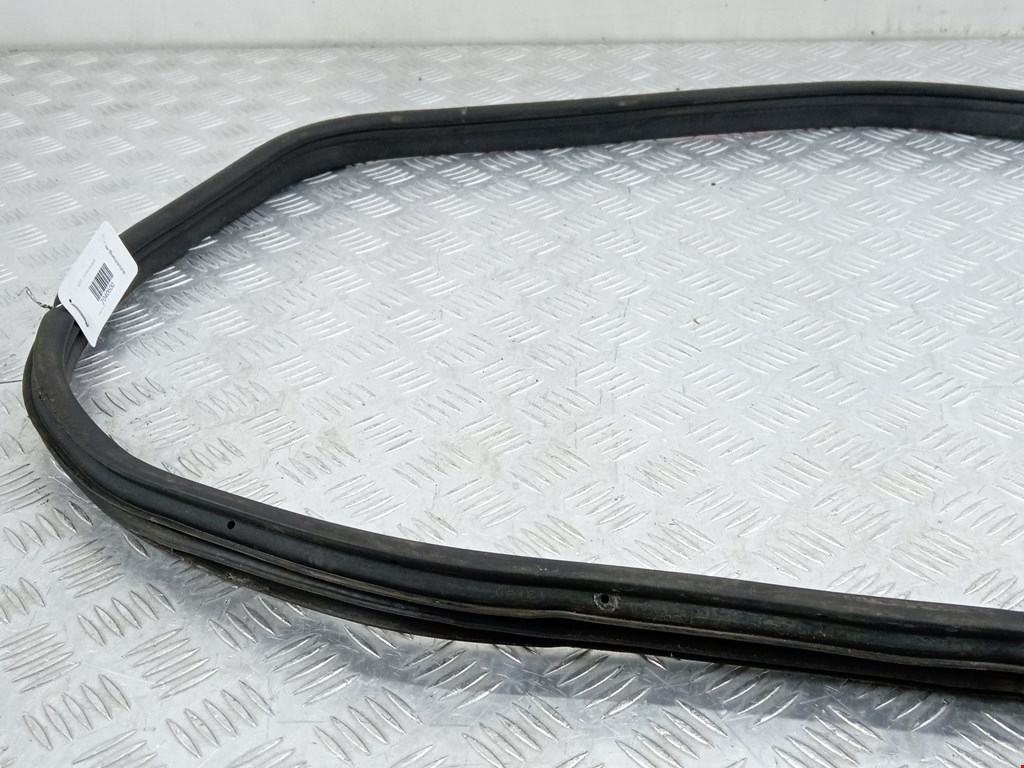 Уплотнитель двери OPEL Combo C 2001-2011