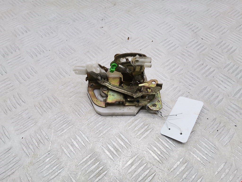 Замок двери задней правой MITSUBISHI Pajero Sport 1998-2008