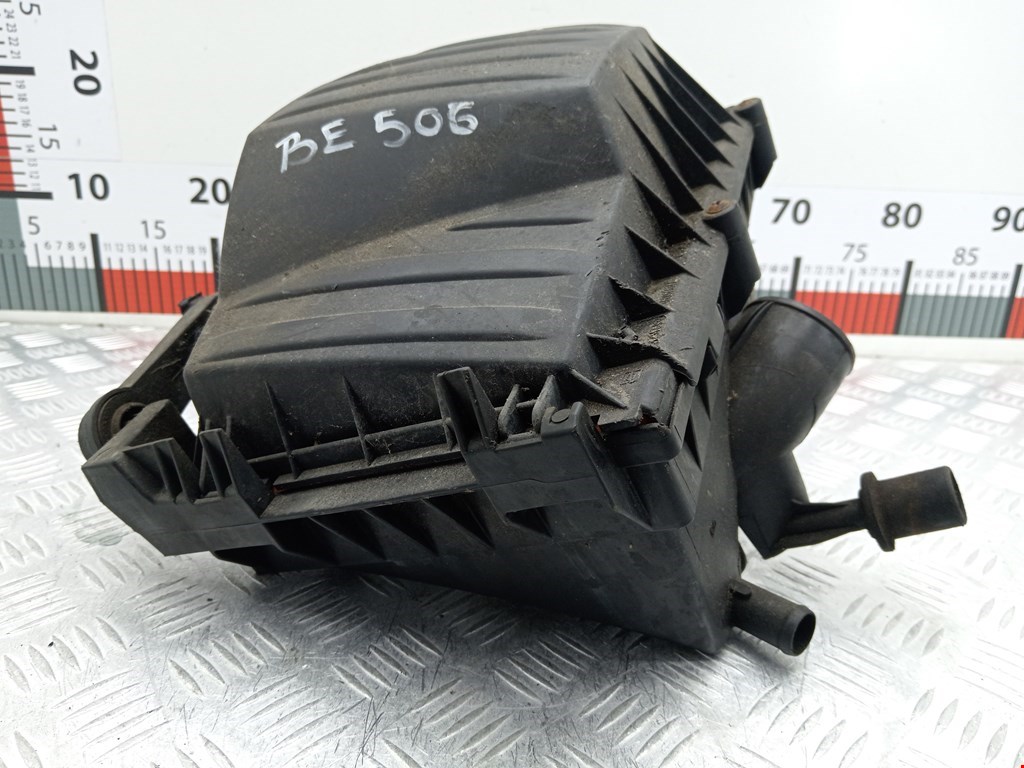 Корпус воздушного фильтра OPEL Combo C 2001-2011