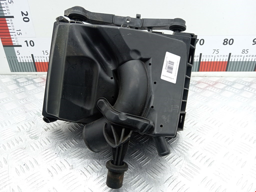 Корпус воздушного фильтра OPEL Combo C 2001-2011