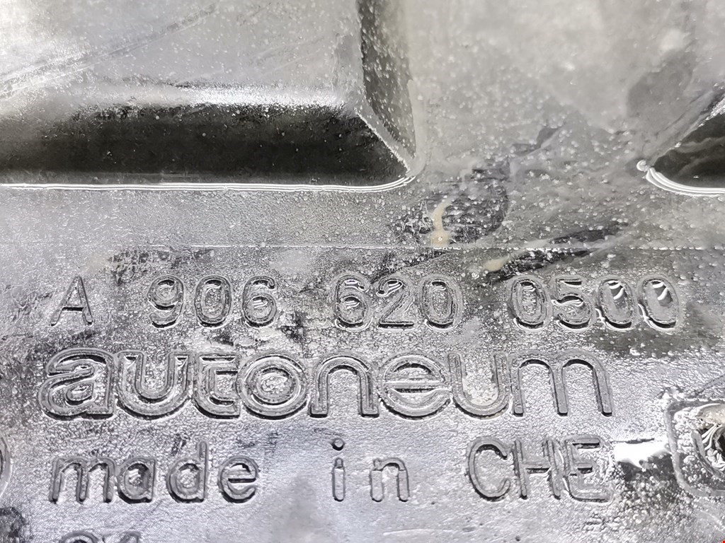 Крепление АКБ (корпус/подставка) VOLKSWAGEN Crafter 2006-2016