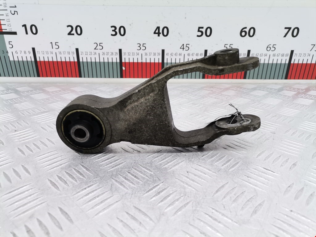 Подушка (опора) крепления двигателя Opel Corsa C (2000-2006)