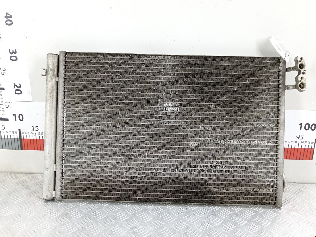 Радиатор кондиционера BMW 1er E81\E87 2004-2011