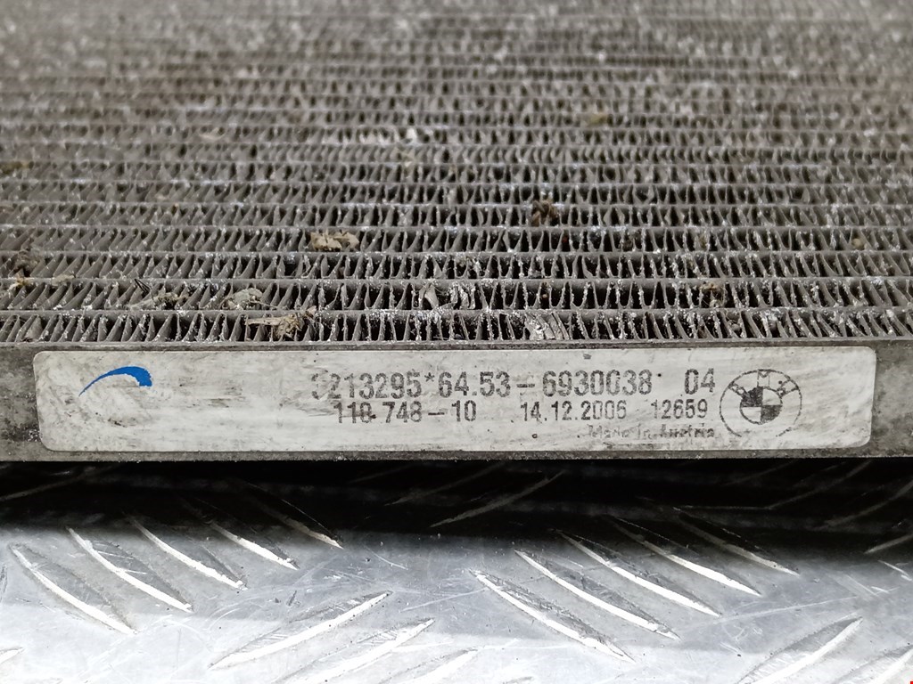 Радиатор кондиционера BMW 1er E81\E87 2004-2011