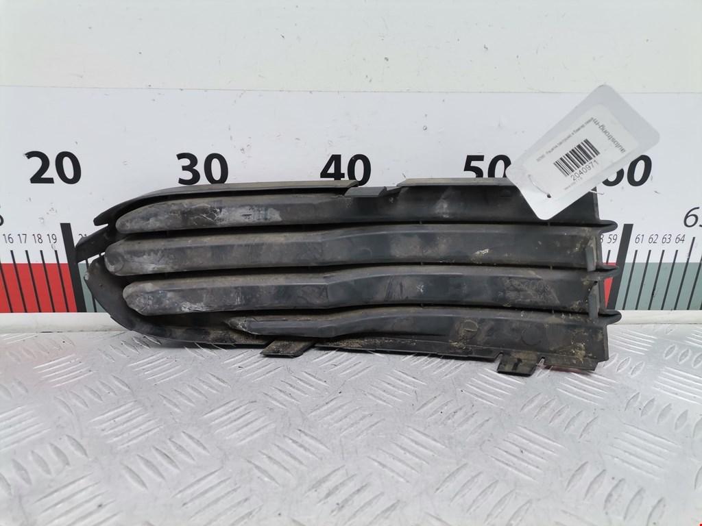 Решетка в бампер VOLVO V50 I 2004-2012