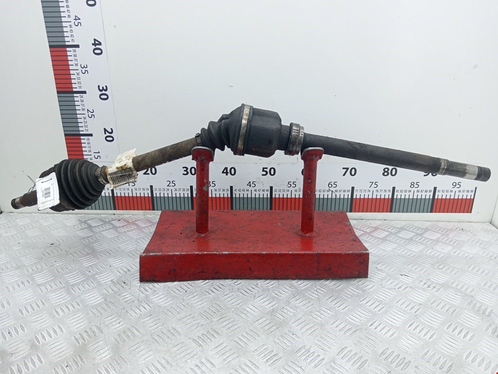 Полуось (привод, приводной вал) передняя правая LANCIA Phedra 2002-2010