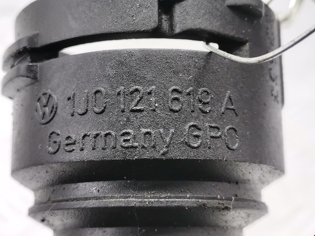 Тройник системы охлаждения BMW 3er E90/E91 2005-2012