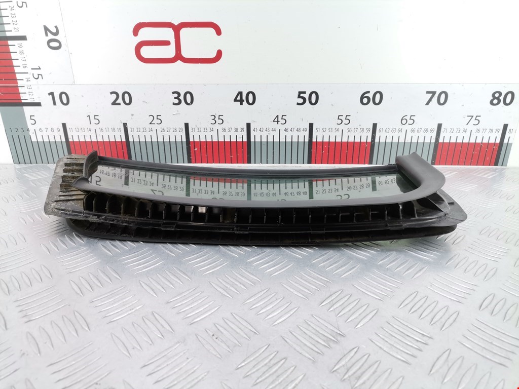 Стекло двери заднее правое NISSAN Navara III D40 2005-2015