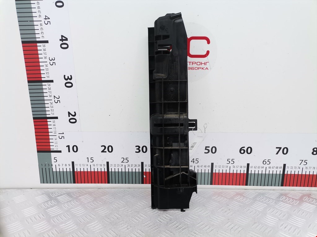 Кронштейн (крепление) радиатора BMW 1er E81\E87 2004-2011
