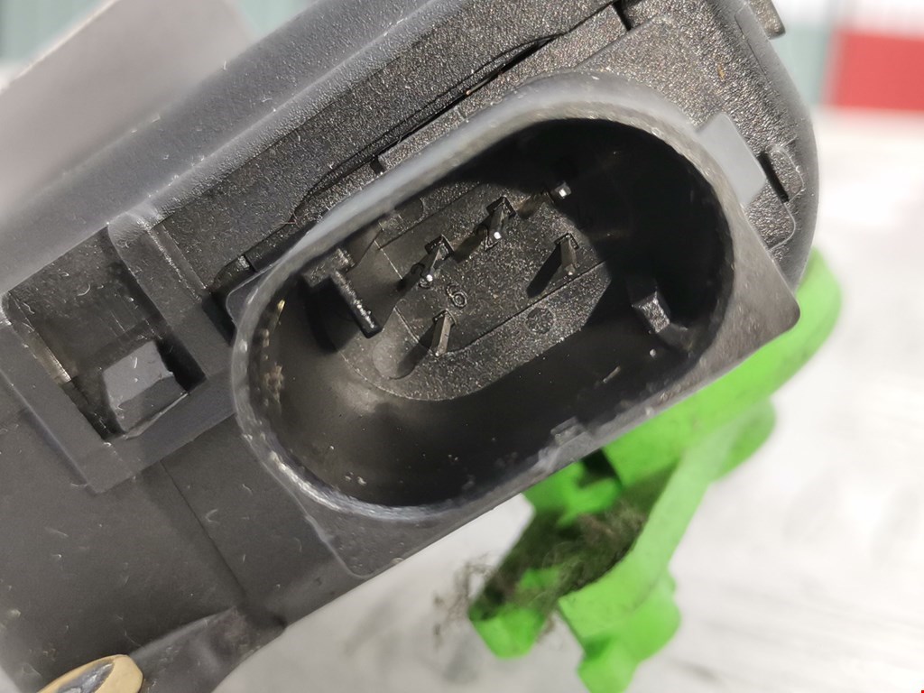 Моторчик заслонки печки VOLKSWAGEN Golf IV 1997-2003