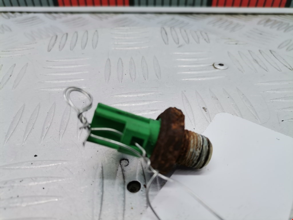 Датчик давления масла Mazda 6 GG (2002-2008)