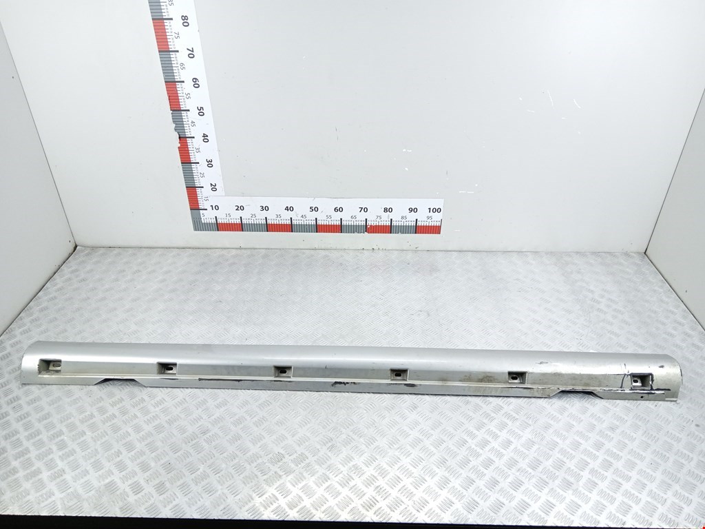 Накладка декоративная на порог правая Opel Vectra C (2002-2008)