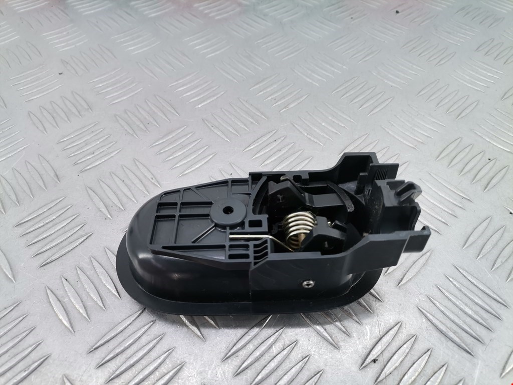 Ручка дверная задняя внутренняя левая MITSUBISHI Colt Z3 2003-2012