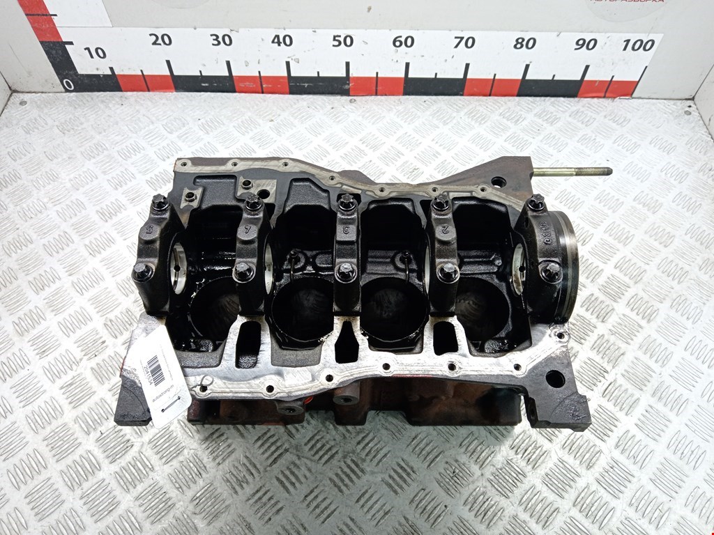 Блок цилиндров NISSAN Almera N16 2000-2006