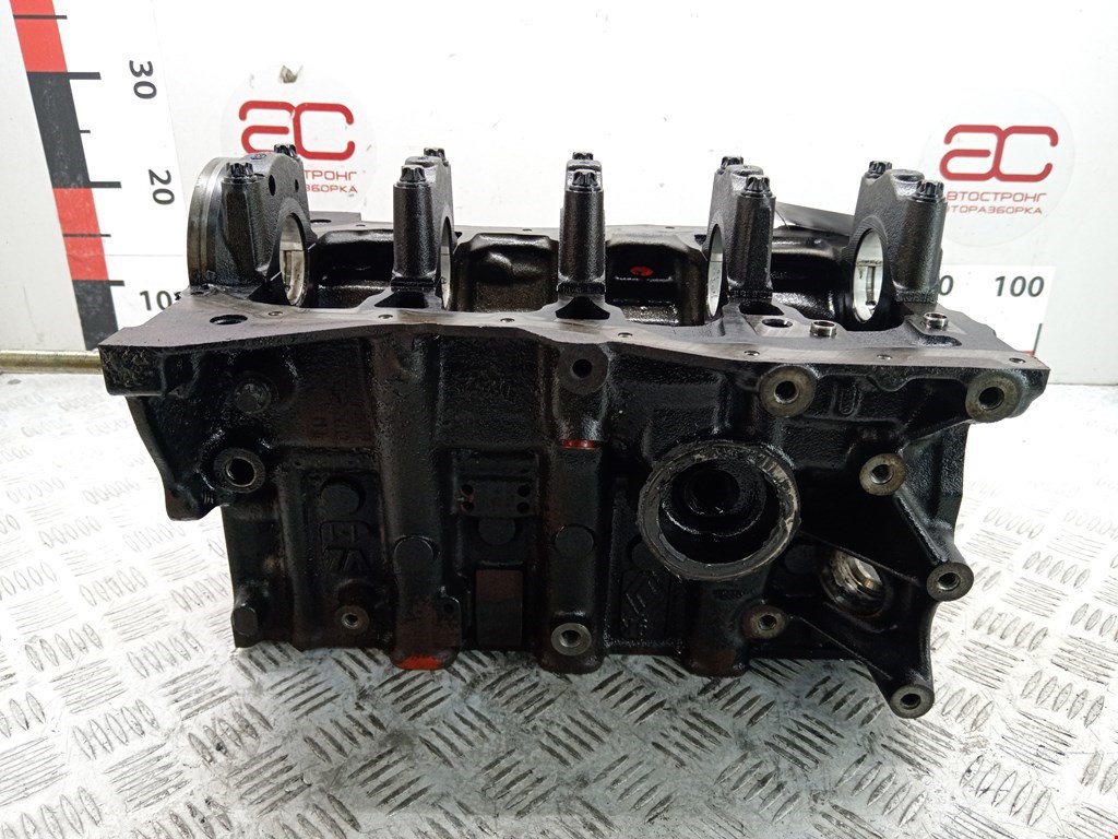 Блок цилиндров NISSAN Almera N16 2000-2006