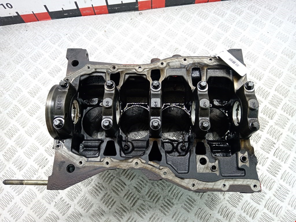 Блок цилиндров NISSAN Almera N16 2000-2006