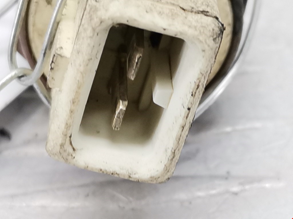 Датчик включения заднего хода PEUGEOT 406 1995-1999