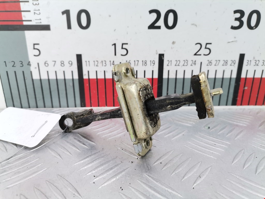 Ограничитель открывания двери KIA Magentis 2000-2006