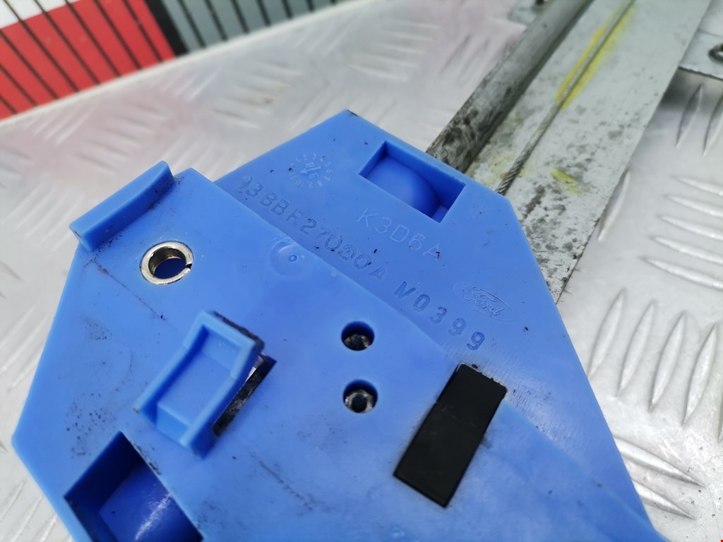 Стеклоподъемник задний правый FORD Mondeo II 1996-2000