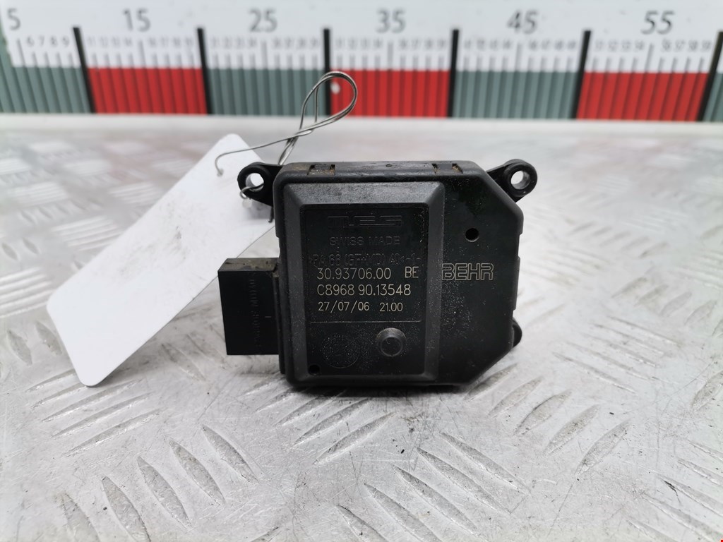 Моторчик заслонки печки OPEL Zafira B 2005-2012