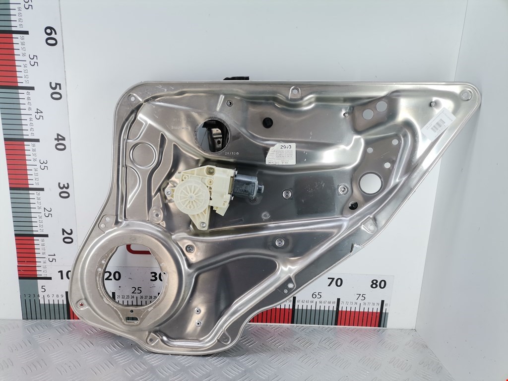 Стеклоподъемник задний правый MERCEDES-BENZ E-Class W212, S212, C207 2009-2016