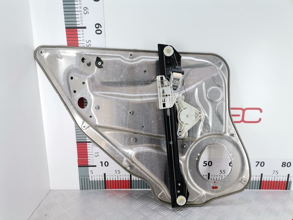 Стеклоподъемник задний правый MERCEDES-BENZ E-Class W212, S212, C207 2009-2016