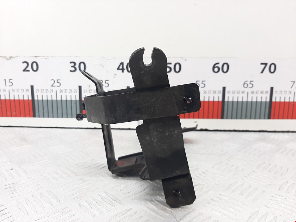 Кронштейн гидроусилителя SAAB 9-3 2002-2014