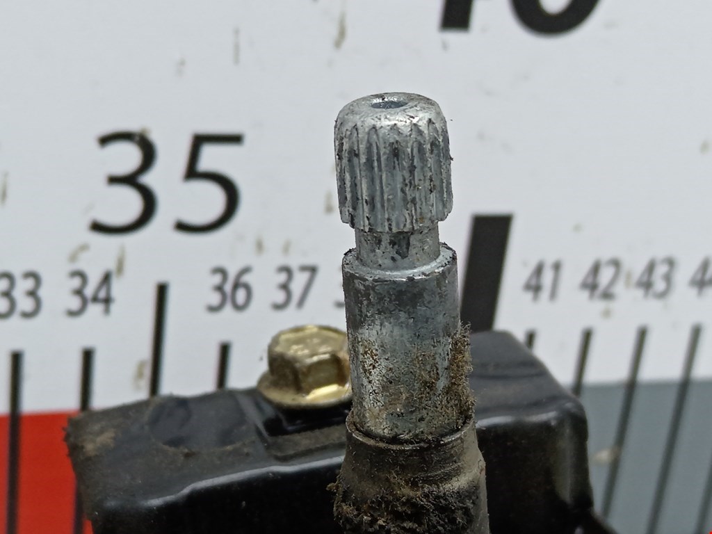 Стеклоподъемник задний левый VOLKSWAGEN Golf III 1991-1997