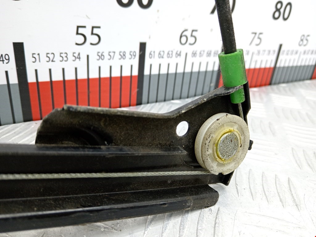 Стеклоподъемник задний левый VOLKSWAGEN Golf III 1991-1997