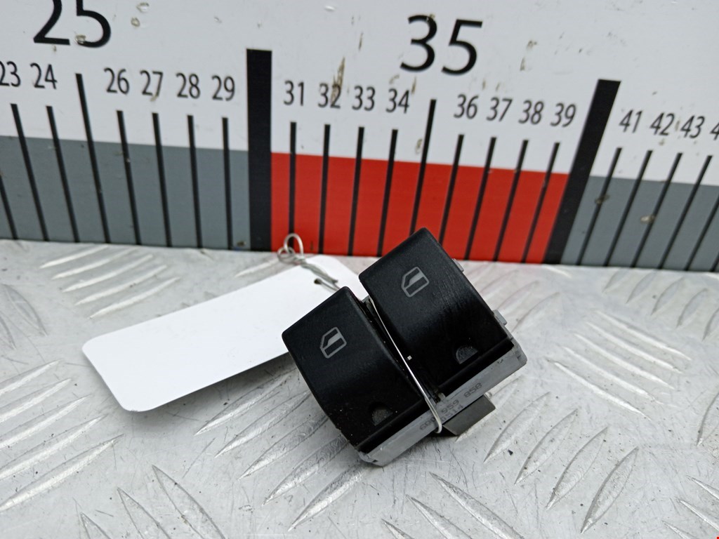 Блок управления стеклоподъемниками SEAT Cordoba 2002-2009